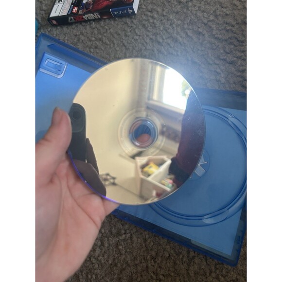 Grand Theft Auto V 5 PS4 (Sony PlayStation 4, 2014) Disc Only Tested - Picture 2 of 4